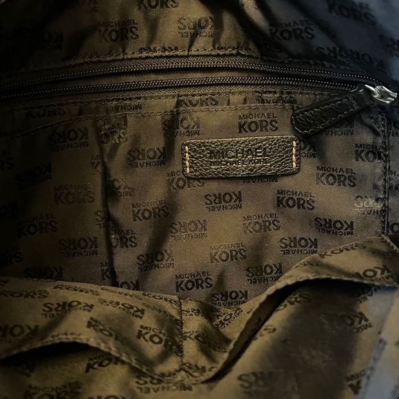 Michael Kors black leather shoulder bag - Picture 4 of 8